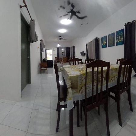 Homestay D'Mama Īfor mūslimĪ Tanjong Malim Luaran gambar