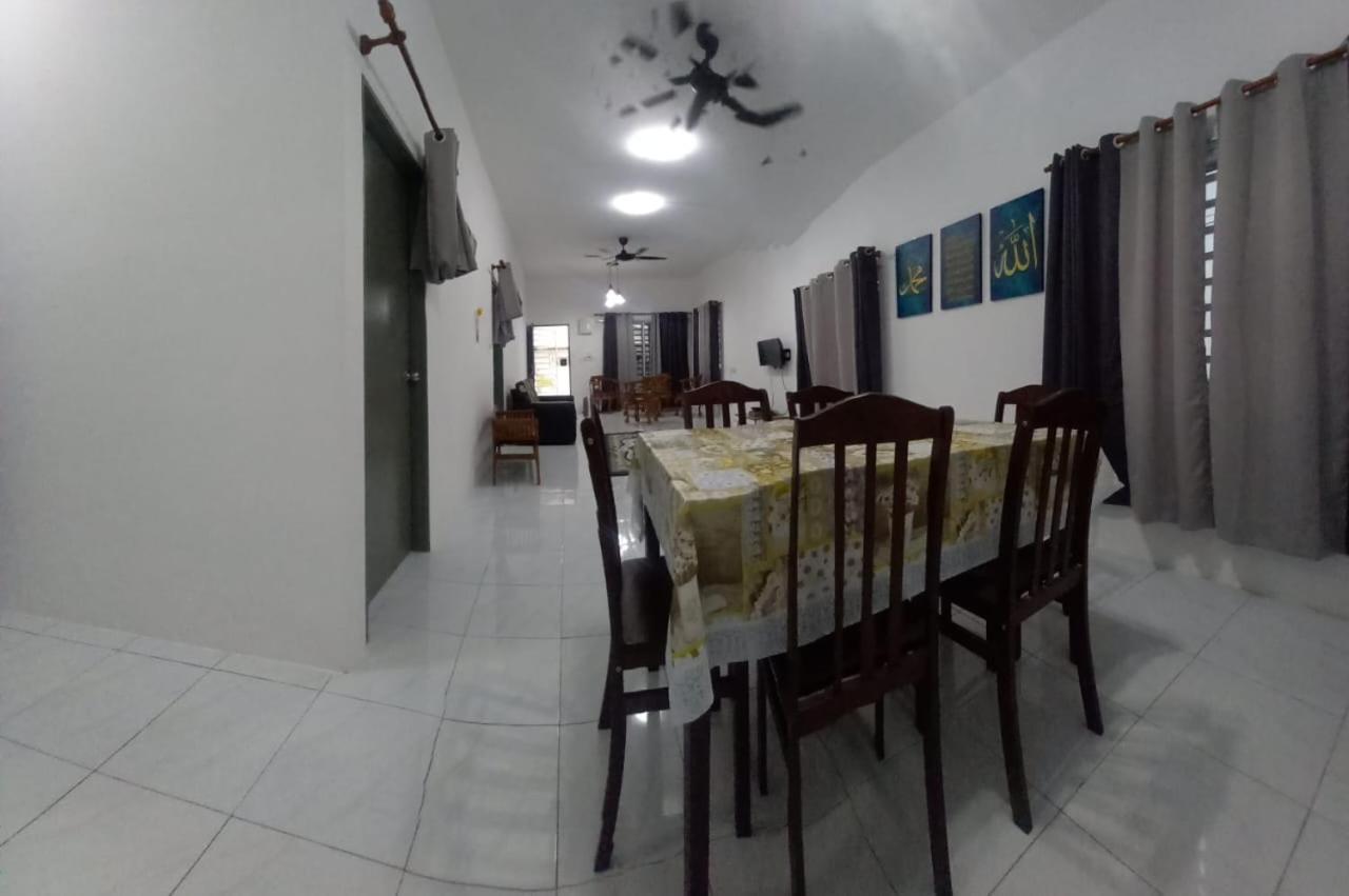 Homestay D'Mama Īfor mūslimĪ Tanjong Malim Luaran gambar